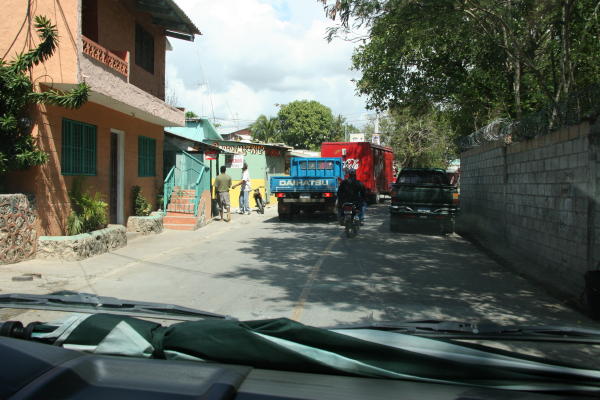 The road to the golf course - blocked until the shuttle driver used his horn - A Dominican Driving Must