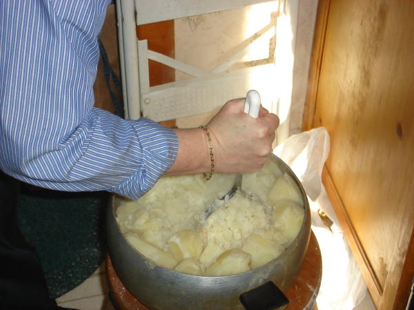 First you boil up some potatoes and mash them (no salt, no milk, no butter)