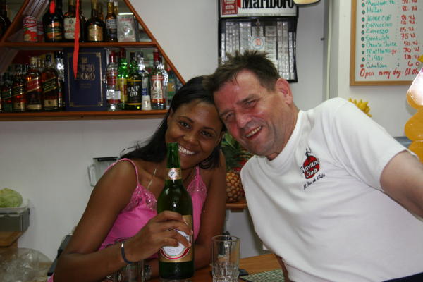 The girl from the Internet cafe and the huge bottle of Presidente