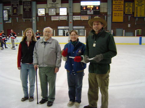 Horace and the Bagboys singing the anthems