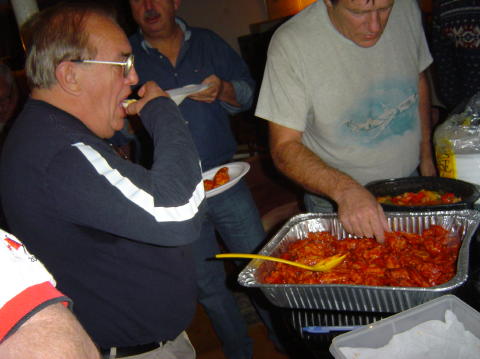 Them wings is too hot!