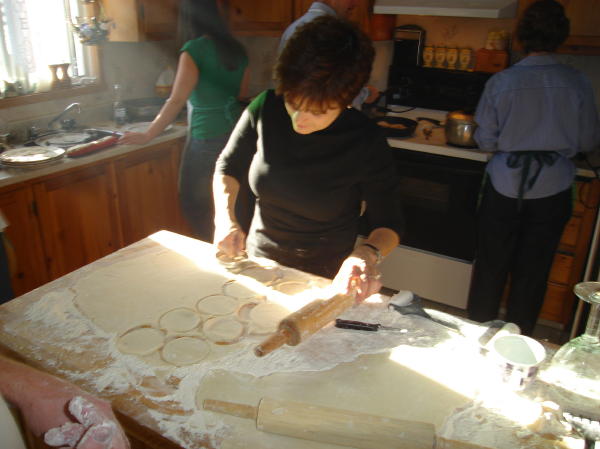 This is Lynn's first attempt at rollin out the perfect cake. As you can see, wearing black and doing this job is definitely a rookie move