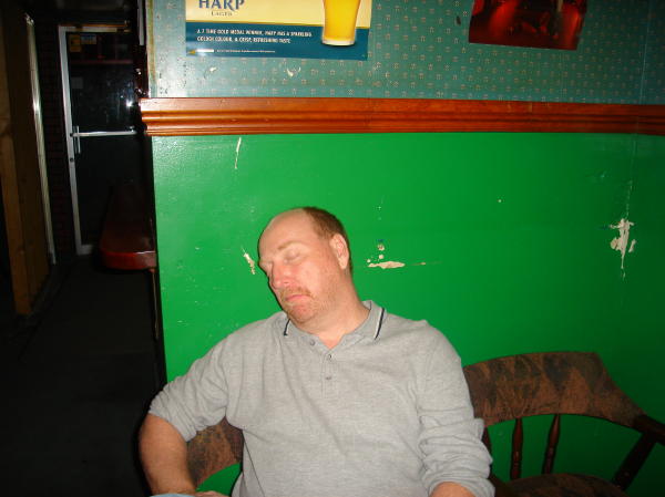 10:02pm - a little rest before the follies
